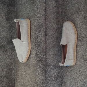Toms gray slip in shoes